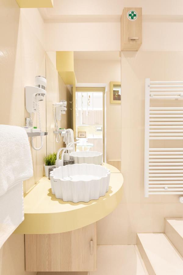 Acropolis Suites - Where Else In Athens? Exterior foto